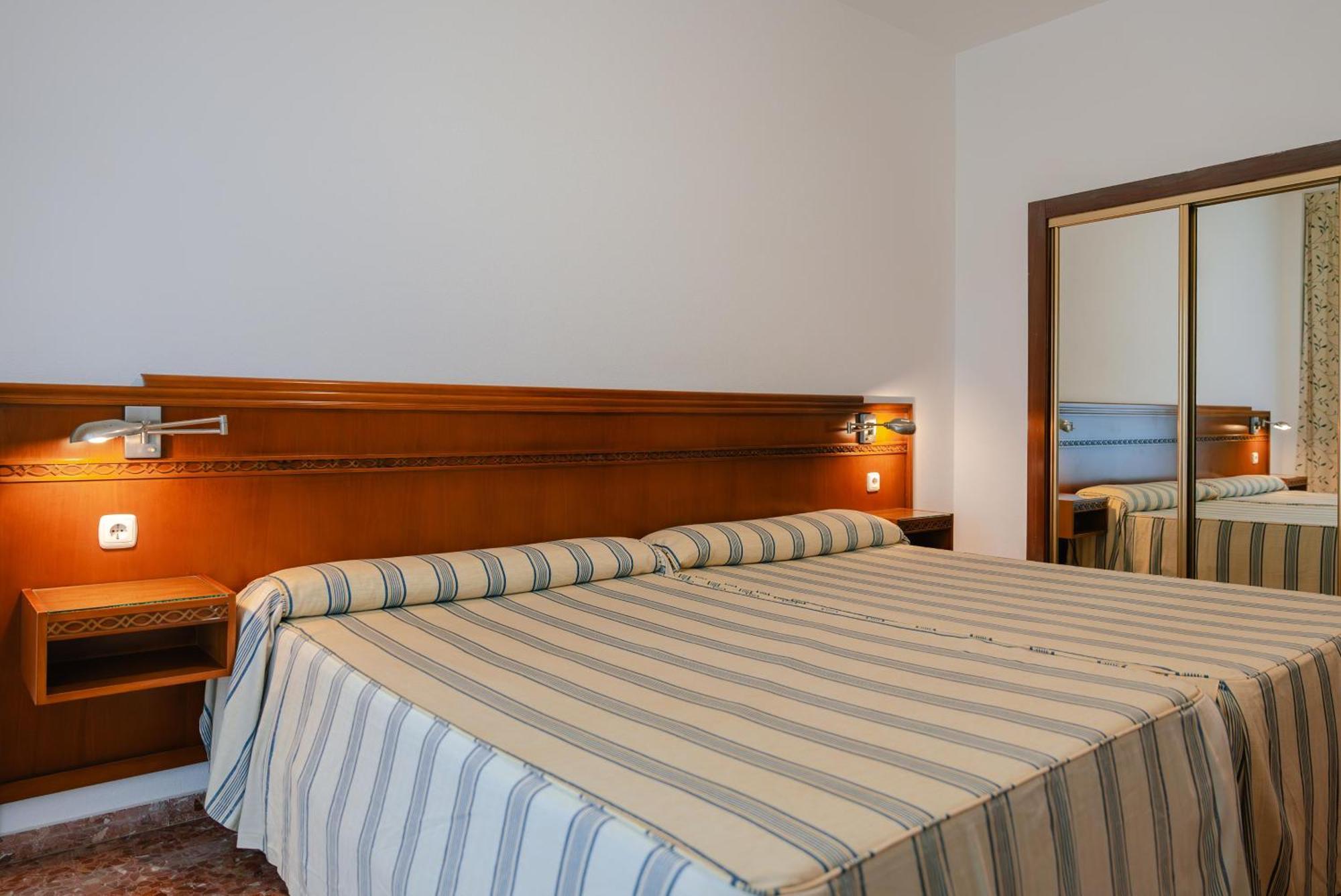 Port Europa Hotel Calpe Exterior photo
