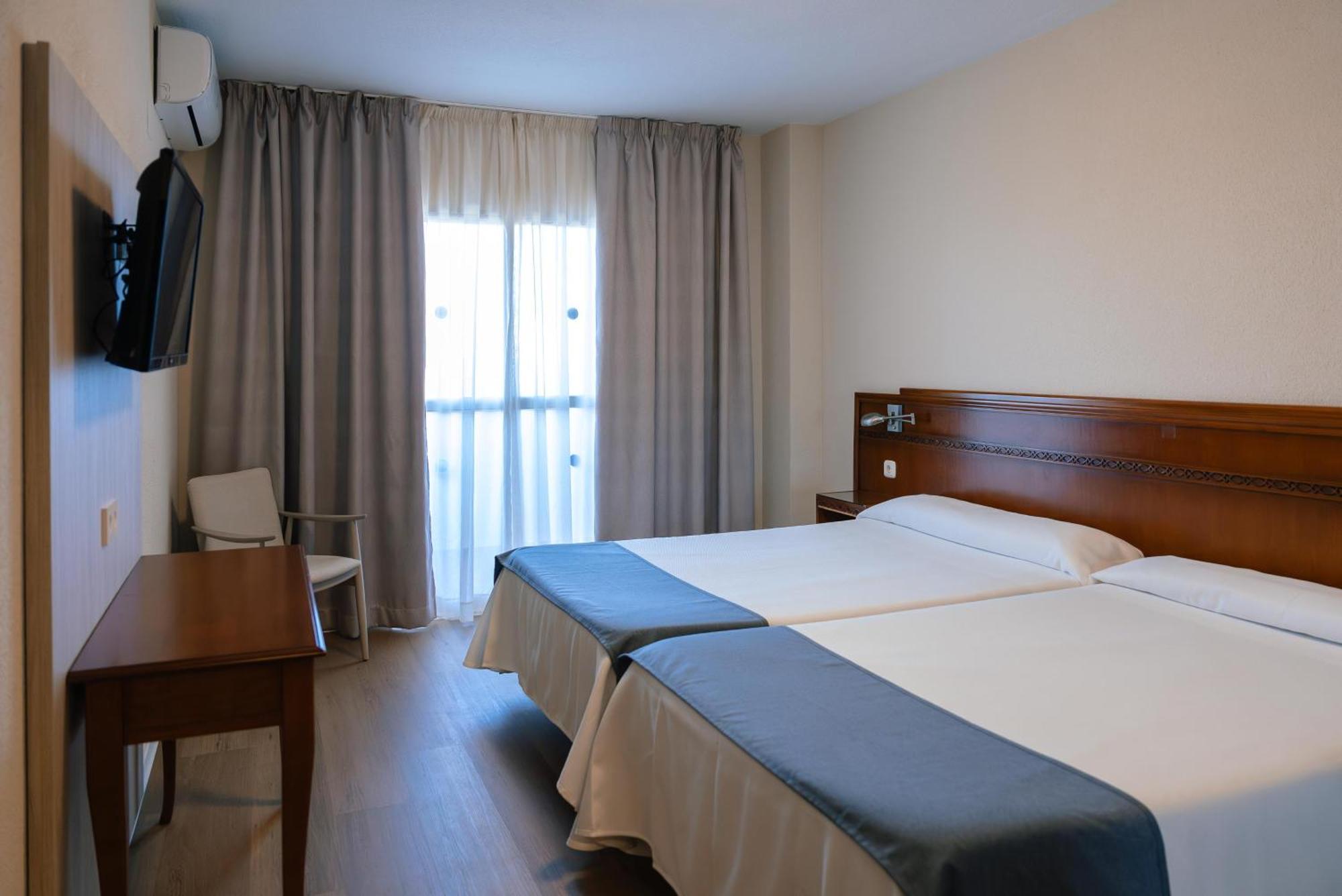 Port Europa Hotel Calpe Exterior photo
